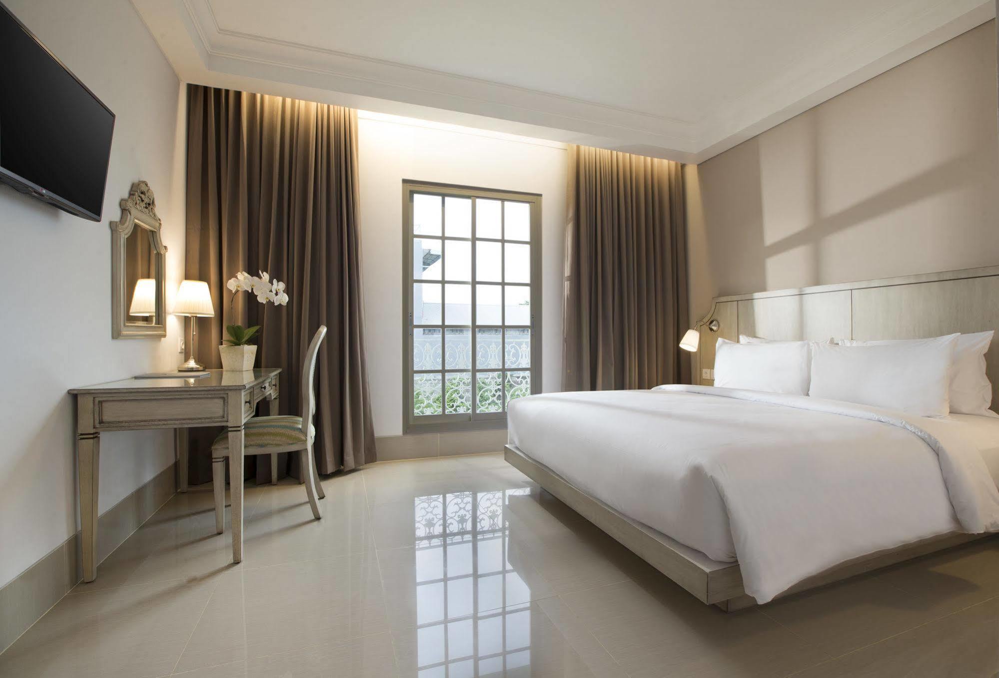 Hotel Santika Seminyak Exterior foto